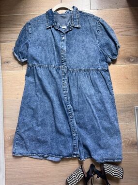 Denim Button-Front Shirt Dress in Faded Blue